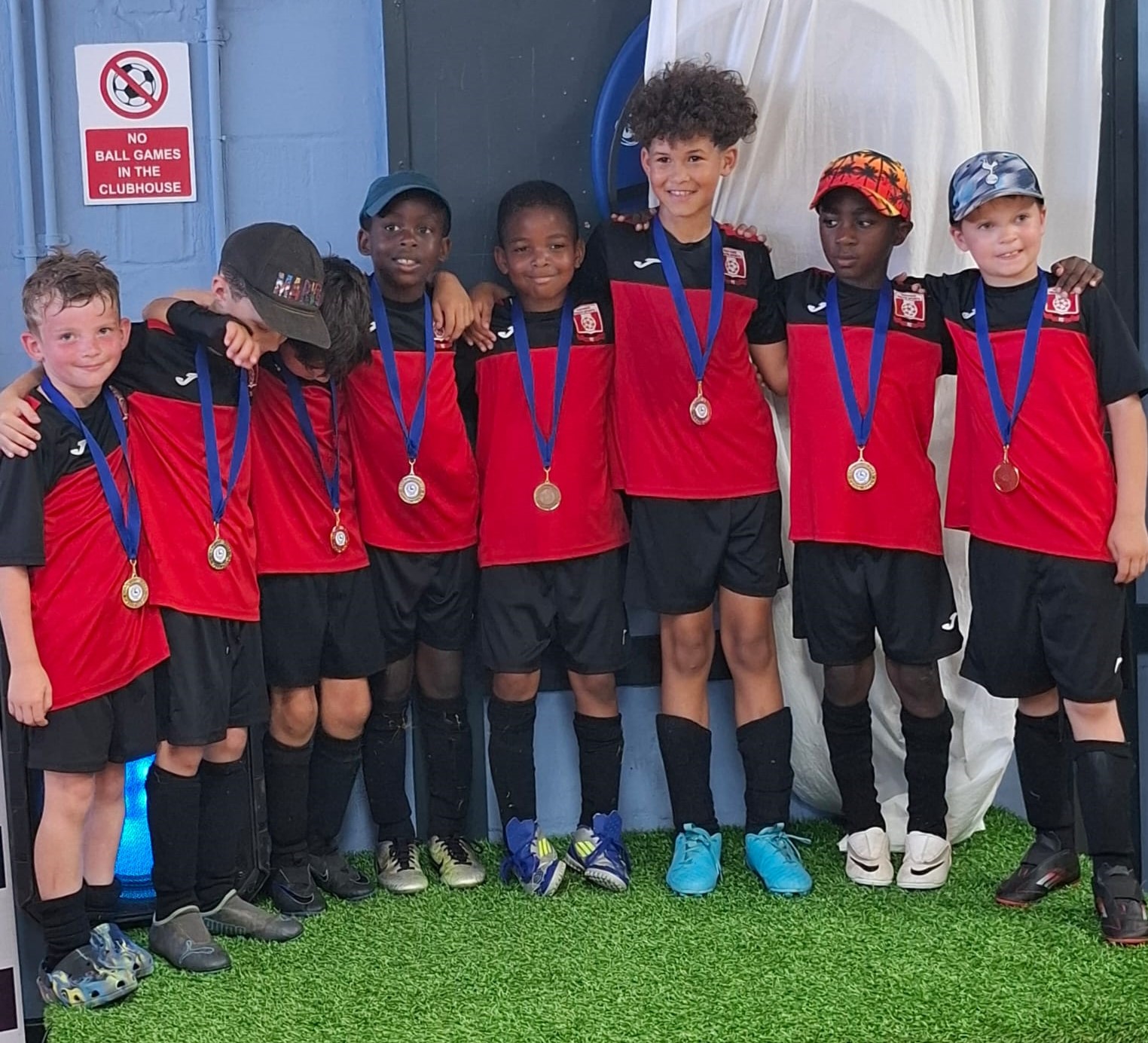 under9s%20aaron